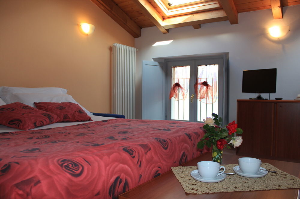 Residence Celeste Mezzegra Zewnętrze zdjęcie